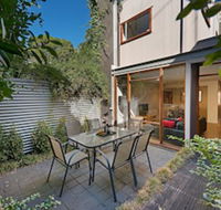 Fitzgeorge - St Kilda Accommodation