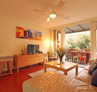Colour Pop - Rejuvenate Stays - St Kilda Accommodation