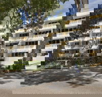 On Palm Cove Beachfront Apartments - St Kilda Accommodation