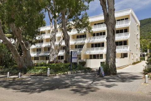 On Palm Cove Beachfront Apartments - St Kilda Accommodation 0