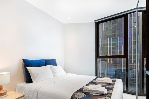 IFSuites (IFSTAYS) Light House Apartment - St Kilda Accommodation 5