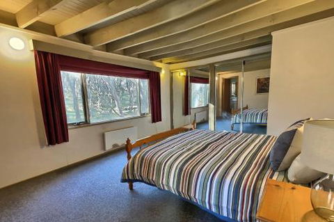 Tyee - St Kilda Accommodation 0