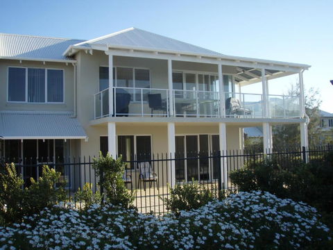 Unit 29 Ledge Point Village - St Kilda Accommodation 6
