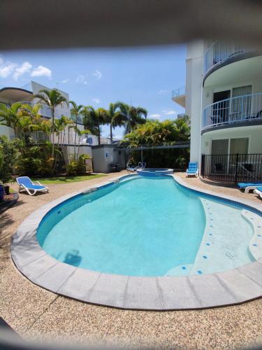 Studio Apartment Mooloolaba Beach Holiday Management - St Kilda Accommodation 1