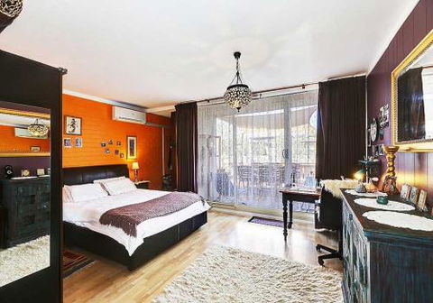 Central Bohemian Studio - St Kilda Accommodation 1
