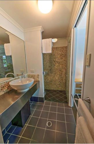 Mango Lagoon Sunbird Retreat - St Kilda Accommodation 1