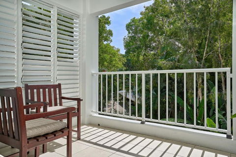 Couples Private Spa Beach Getaway - St Kilda Accommodation 4