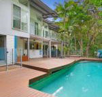 2 Satinwood Drive Rainbow Shores Executive Level Beach House Pool Walk to Beach