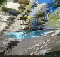 Panoramic ocean views of Sunshine Beach Unit 5 Vista Pacific 12 Bryan Street