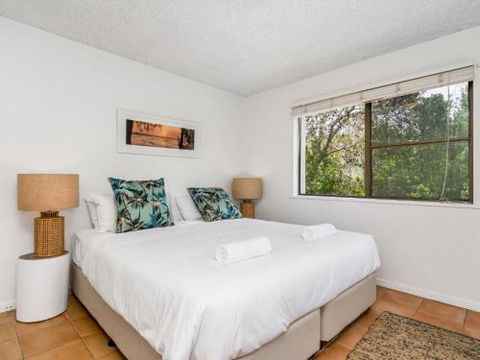 EAST COAST ESCAPES Byron Beachfront - St Kilda Accommodation 5