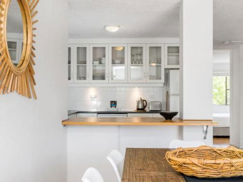EAST COAST ESCAPES Byron Beachfront - St Kilda Accommodation 1