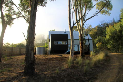 Big.Shed.House - St Kilda Accommodation 5