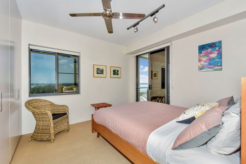 Darwin Waterfront Short Stay Apartments - St Kilda Accommodation 4