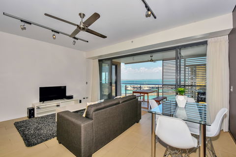 Darwin Waterfront Short Stay Apartments - St Kilda Accommodation 3