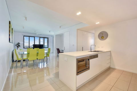 Darwin Waterfront Short Stay Apartments - St Kilda Accommodation 2