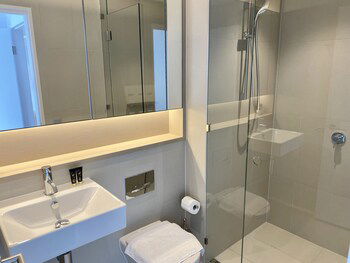 JC Waterfront Apartments Collins Wharf - St Kilda Accommodation 4