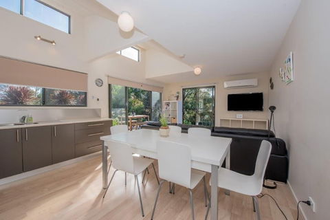 The Fairways 1 - St Kilda Accommodation 6