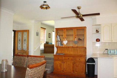 Surf Beach On Eric - St Kilda Accommodation 6