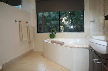 Spice Island B & B - St Kilda Accommodation 1