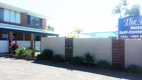 Rover Holiday Units - St Kilda Accommodation 2