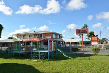 Rover Holiday Units - St Kilda Accommodation 1