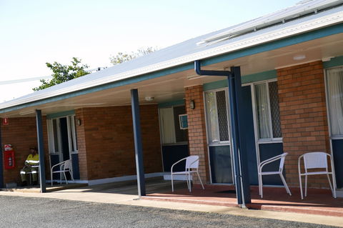 Rover Holiday Units - St Kilda Accommodation 3