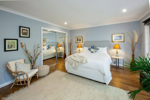 Holly Lodge - St Kilda Accommodation 4