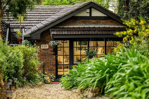 Holly Lodge - St Kilda Accommodation 5