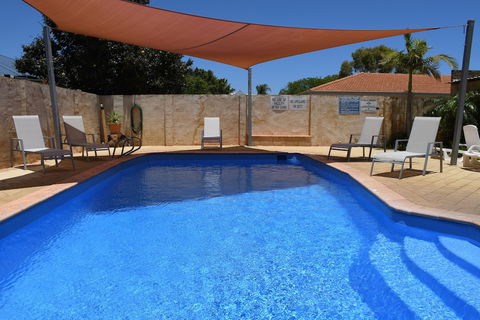 Kalbarri Seafront Villas - St Kilda Accommodation 1