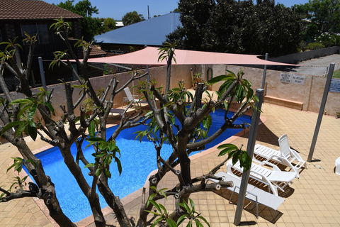 Kalbarri Seafront Villas - St Kilda Accommodation 2