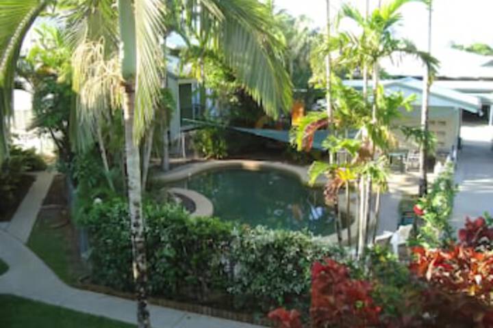 Westcourt QLD St Kilda Accommodation