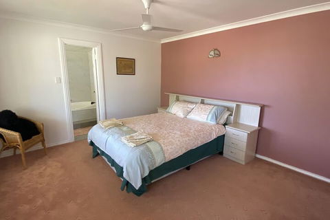 Whispering Palms - St Kilda Accommodation 7