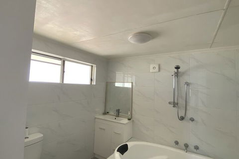 Whispering Palms - St Kilda Accommodation 5