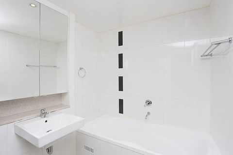 B08-darling Harbour Studio - St Kilda Accommodation 4
