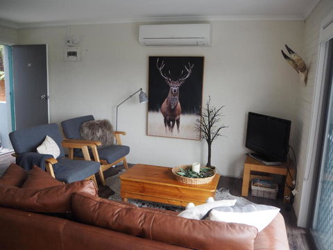 Summit 16 - St Kilda Accommodation 1