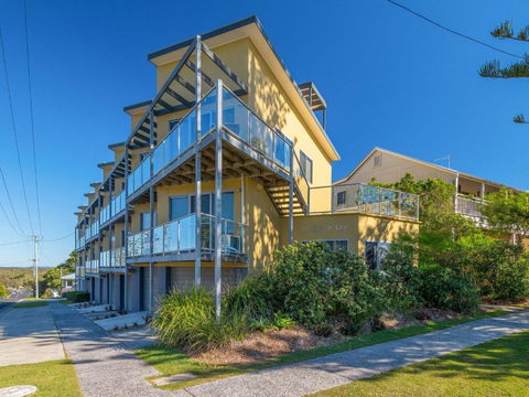Seaspray 3 Straight Across The Road From Main Beach Yamba - St Kilda Accommodation 4