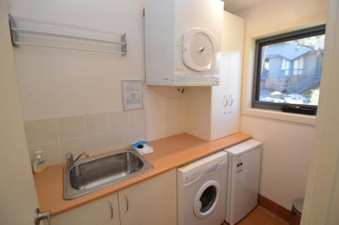 Snowbound 1 - St Kilda Accommodation 6