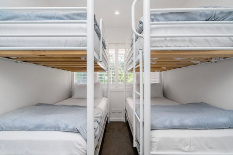 A Perfect Stay - 4 James Cook Apartments - St Kilda Accommodation 3