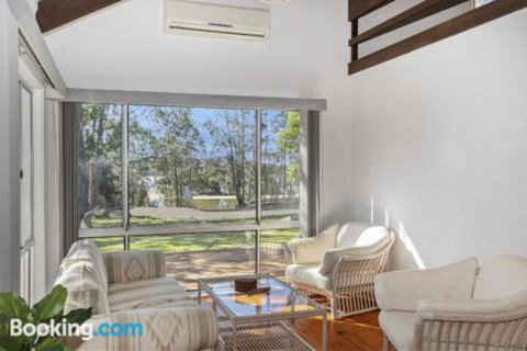 Soldier Crab Shack 20 Macleay St - St Kilda Accommodation 5