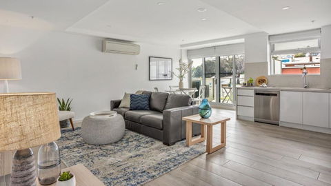 Salt 4 Getaway Luxury For 2 - St Kilda Accommodation 1