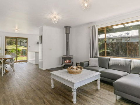 A La Plage - St Kilda Accommodation 4