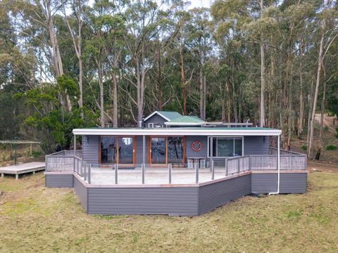The Pier House - St Kilda Accommodation 2