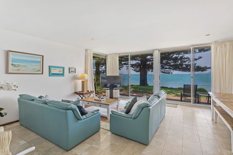 Seaview Cresent, 4 - St Kilda Accommodation 6