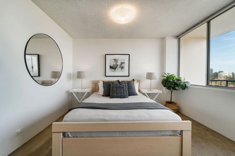 Bright And Sunny Studio Apartment - St Kilda Accommodation 0