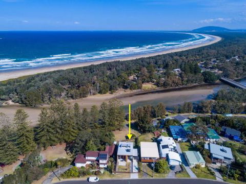 FAIRYTALE Gerroa 4pm Check Out Sundays - St Kilda Accommodation 0
