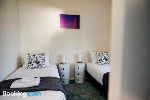 Rockpool Cottage - St Kilda Accommodation 2