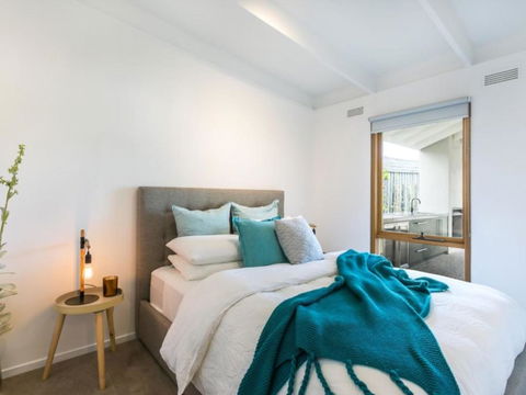 Stunning Sorrento Escape With Pool - St Kilda Accommodation 1