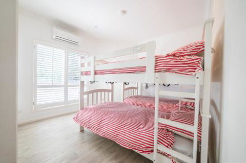 Beaches - St Kilda Accommodation 4