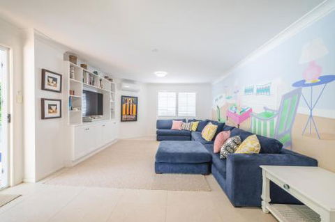 Beaches - St Kilda Accommodation 5