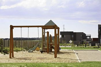 Stylish 3 Bedroom Condo - St Kilda Accommodation 2